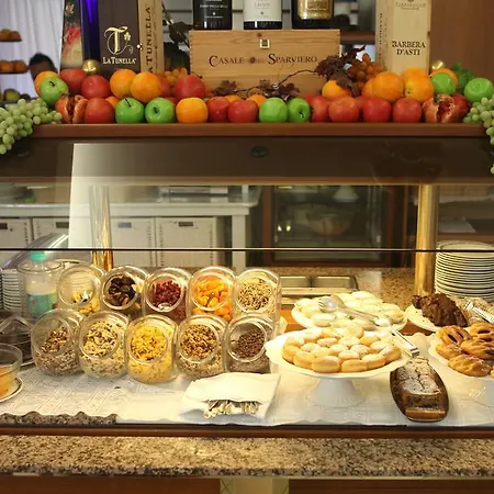 Desiree Hotel 3*